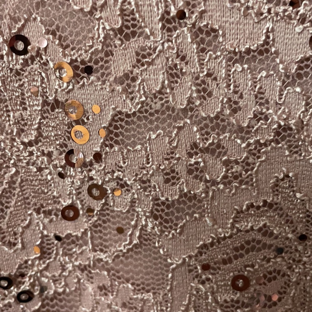 Dress - Picture 4 of 4
